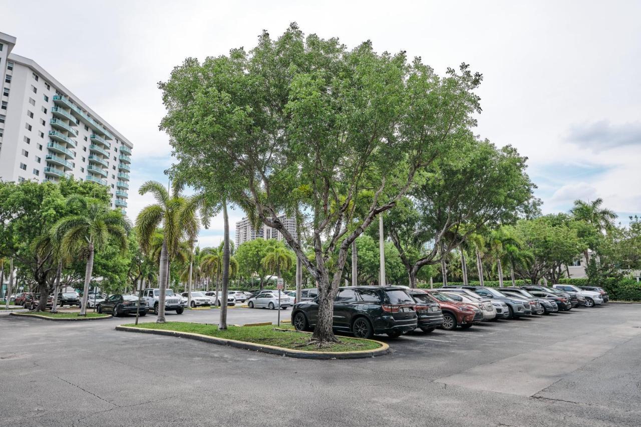Miami Beach Collins Ave Apartments Free Parking Sunny Isles Beach Buitenkant foto